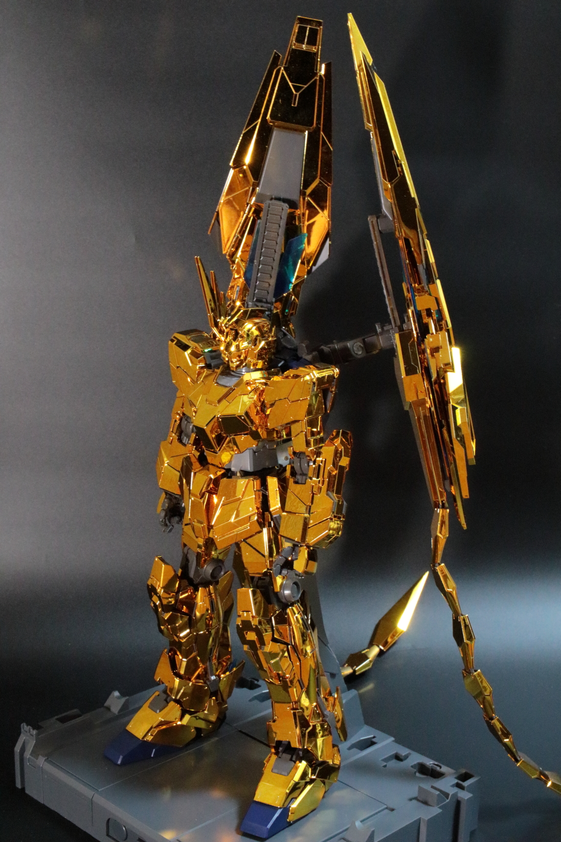 PG 1/60 RX-0 ユニコーンガンダム３号機 フェネクス